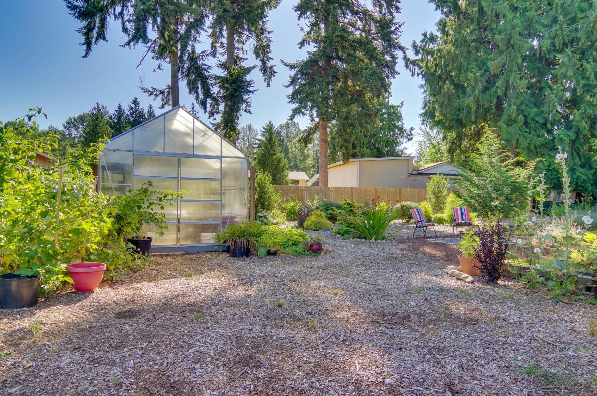 Charming Updated Retreat Walk To Lake Stevens! Exterior foto
