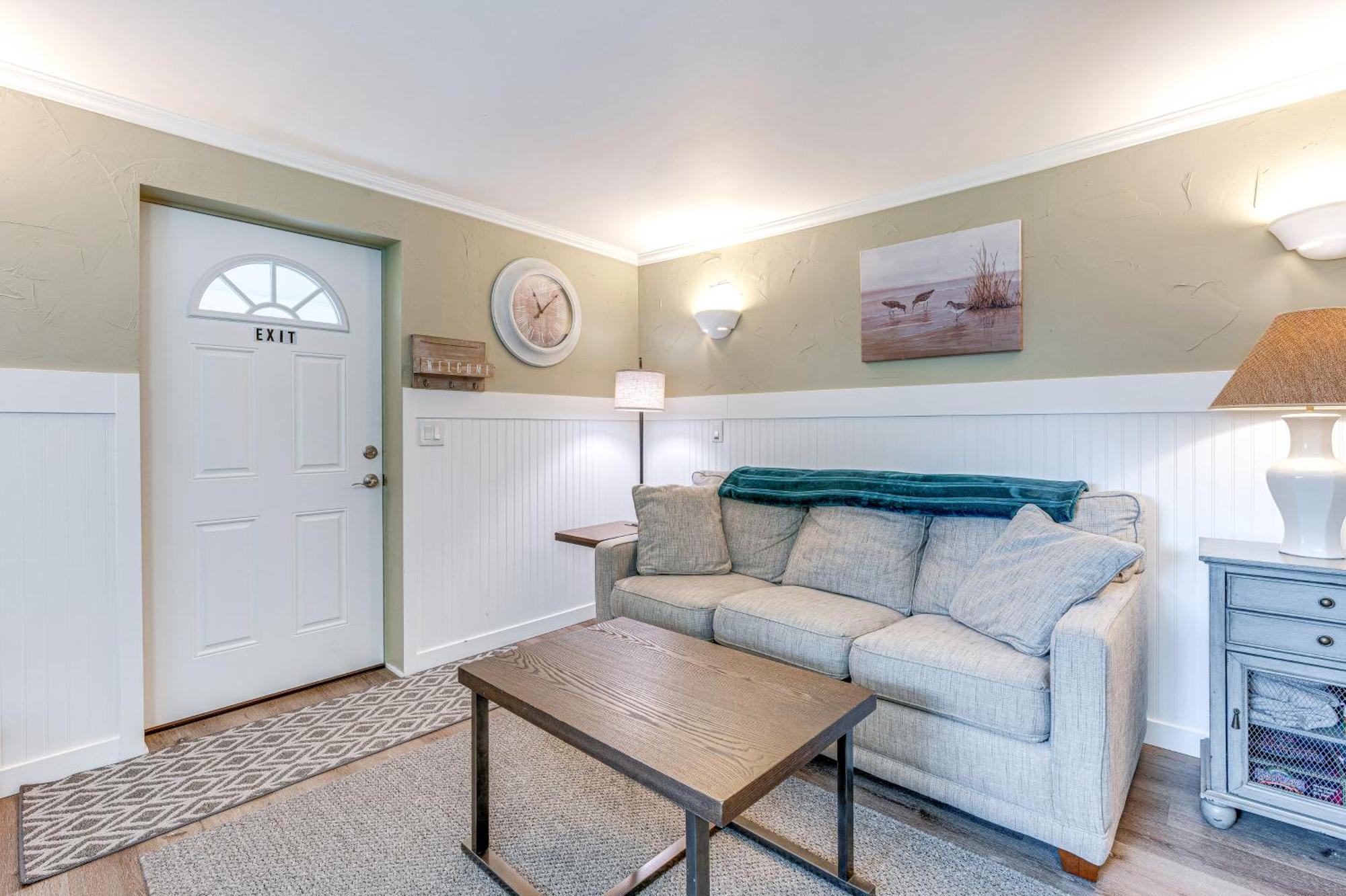 Charming Updated Retreat Walk To Lake Stevens! Exterior foto