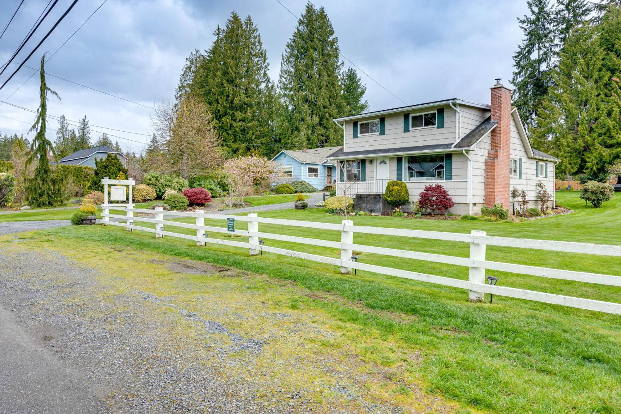 Charming Updated Retreat Walk To Lake Stevens! Exterior foto